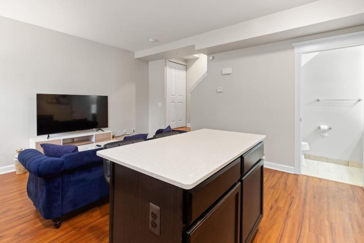 Affordable 2-Br Heart Of Detroit Apartment Exterior photo